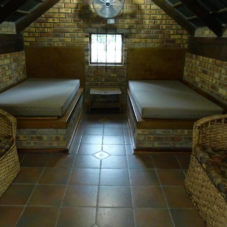 Woodlands Stop Over&Lodge Francistown Eksteriør billede