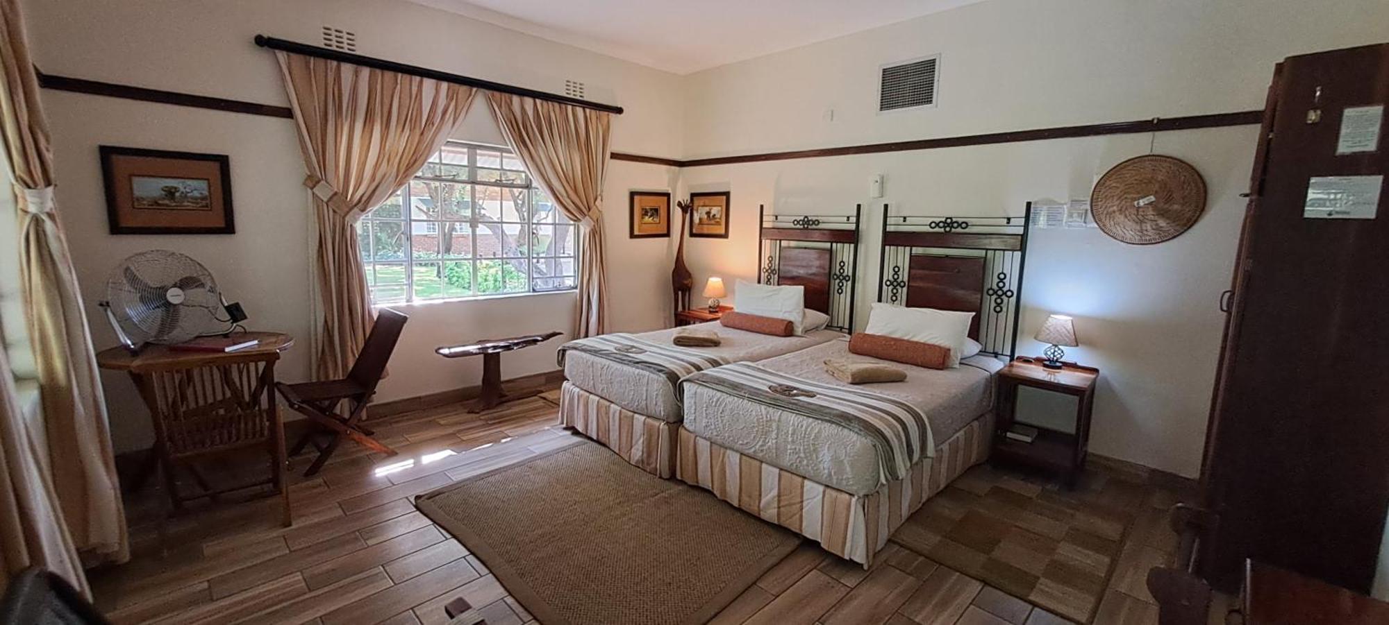 Woodlands Stop Over&Lodge Francistown Eksteriør billede