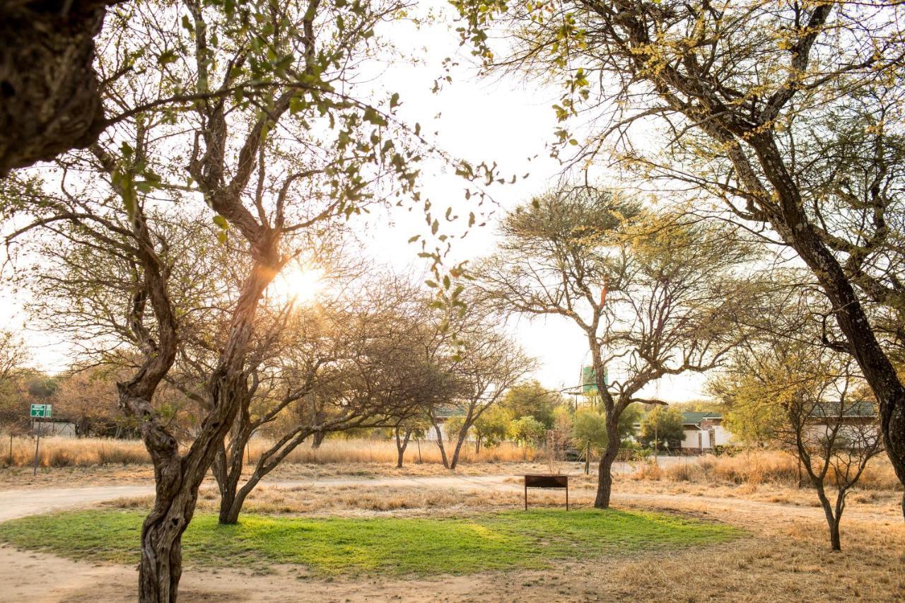 Woodlands Stop Over&Lodge Francistown Eksteriør billede